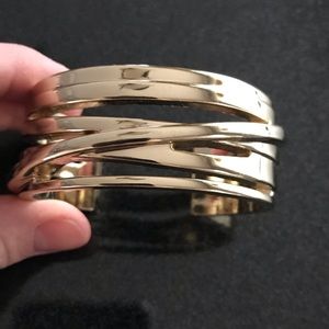 Chunky bracelet. Gently used.